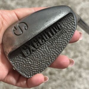 Spalding Executive Silver Golf Sand Wedge
